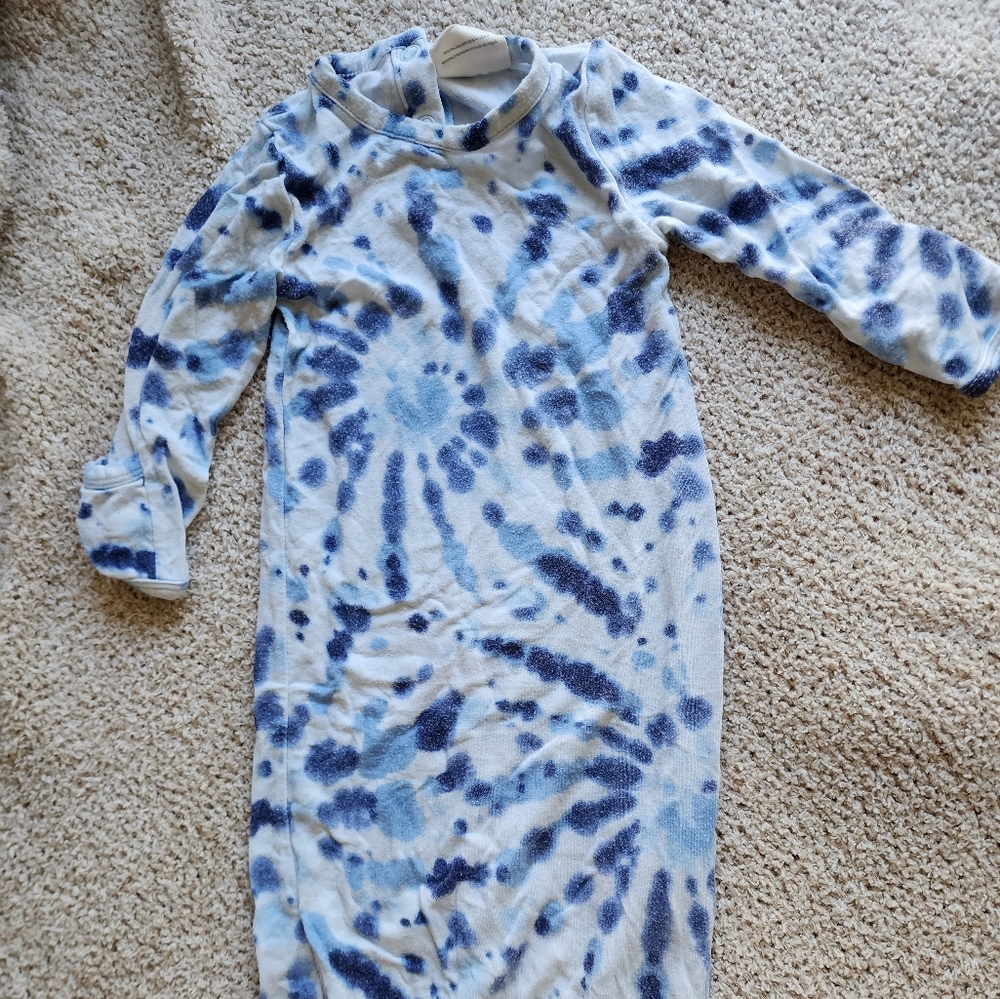 Spearmint baby gown